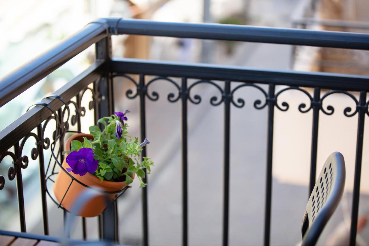 העיירה רתימנו Two Floor Apartment Old Town מראה חיצוני תמונה